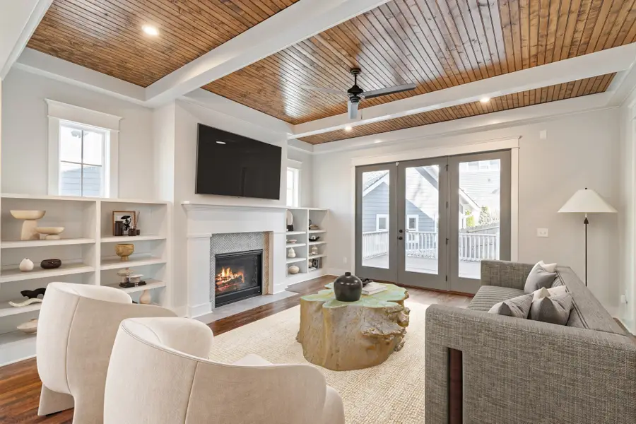 3358 Acklen Ave, Nashville, TN 37212 - Image #2