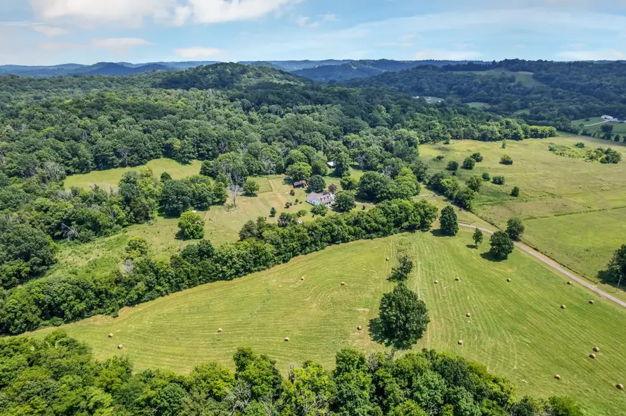 160 Sinking Creek Rd, Petersburg, TN 37144 - Image #2