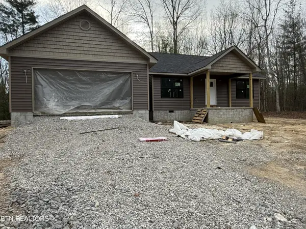 2075 Allardt Tinch Rd, Jamestown, TN 38556