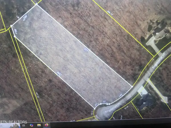 50 Kingsbridge Lane, Crossville, TN 38558