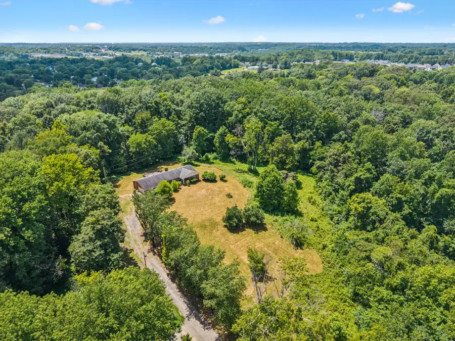 542 Woodland Dr, Clarksville, TN 37043 - #3