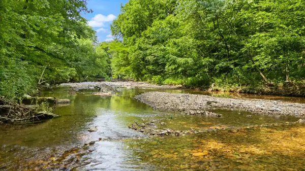 42 E Oneal Rd, Adolphus, KY 42120