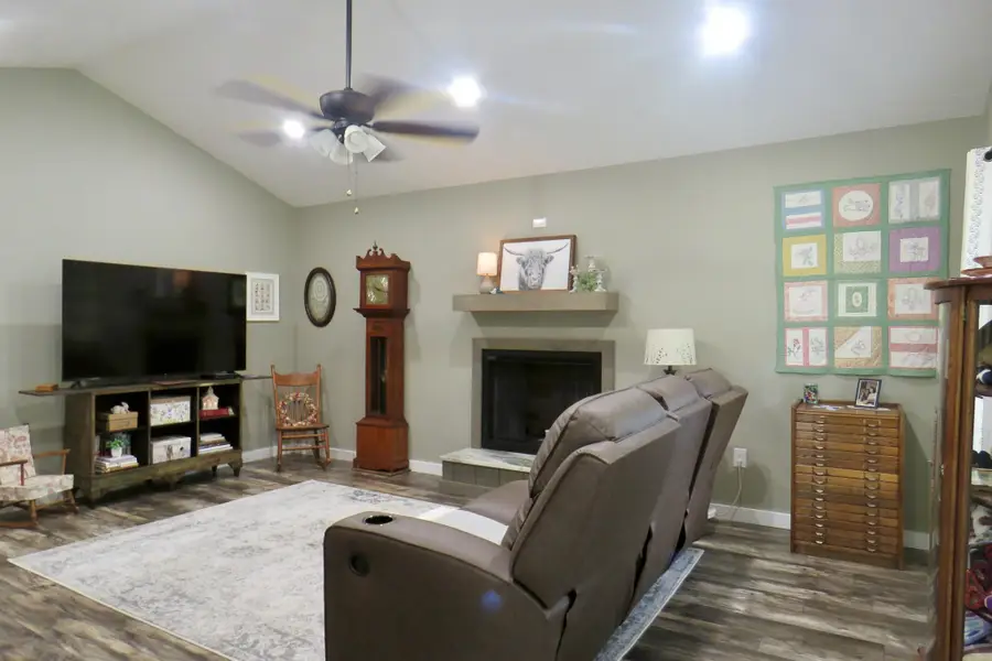 168 Rarick Ln, Gainesboro, TN 38562 - Image #2