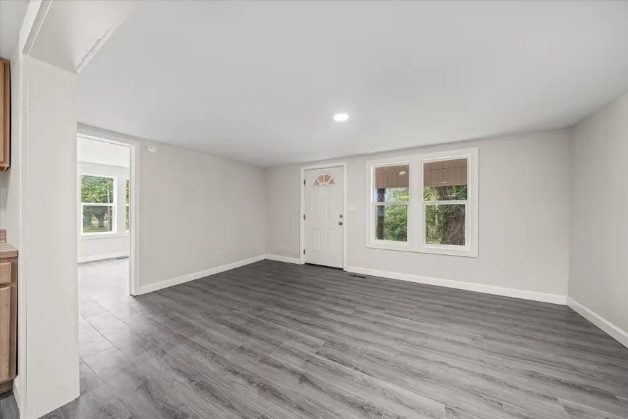 304 Airport Rd, Livingston, TN 38570 - Image #2