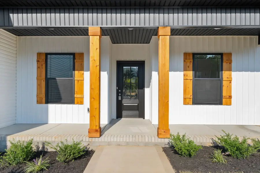 1551 Cumberland Heights Rd, Clarksville, TN 37040 - #3