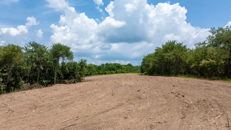 555 New Era Bluff Rd, Linden, TN 37096 - Image #3