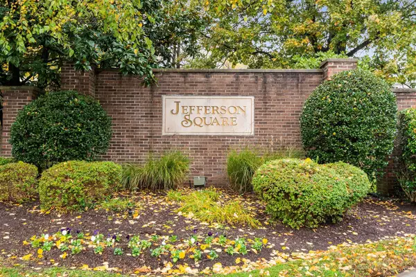 128 Jefferson Sq, Nashville, TN 37215