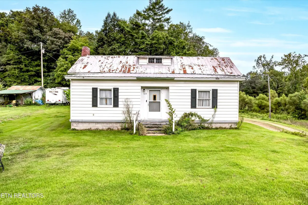 123 Sexton Lane, Clinton, TN 37716 - Image #1