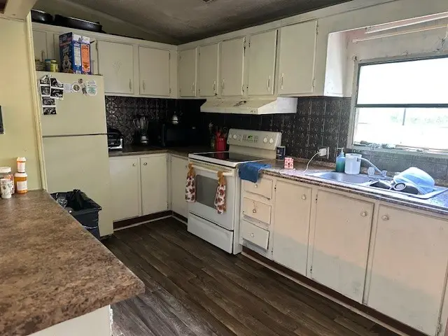 702 Cherrywood Ct, Ashland City, TN 37015 - Image #3