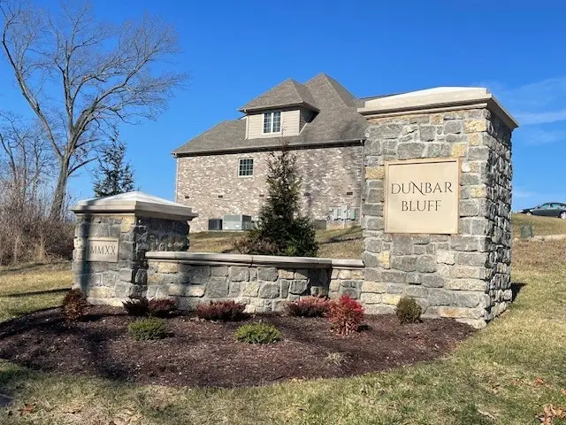 818 Shady Bluff Trl, Clarksville, TN 37043 - #1