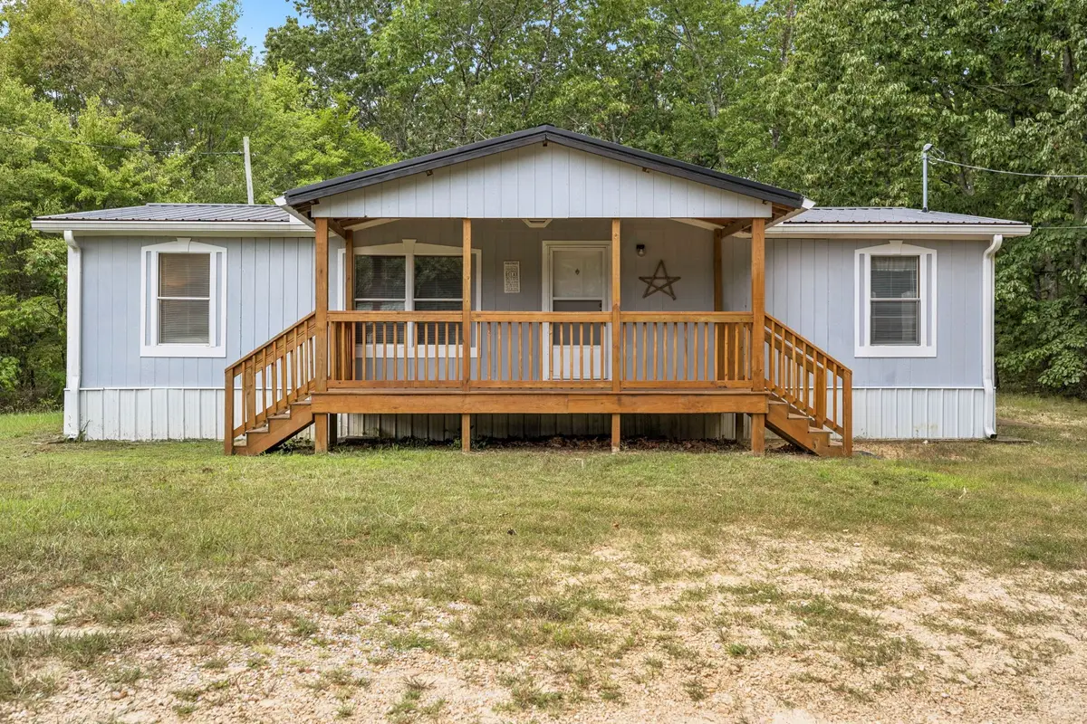 1139 Epcot Dr, Hohenwald, TN 38462 - Image #1