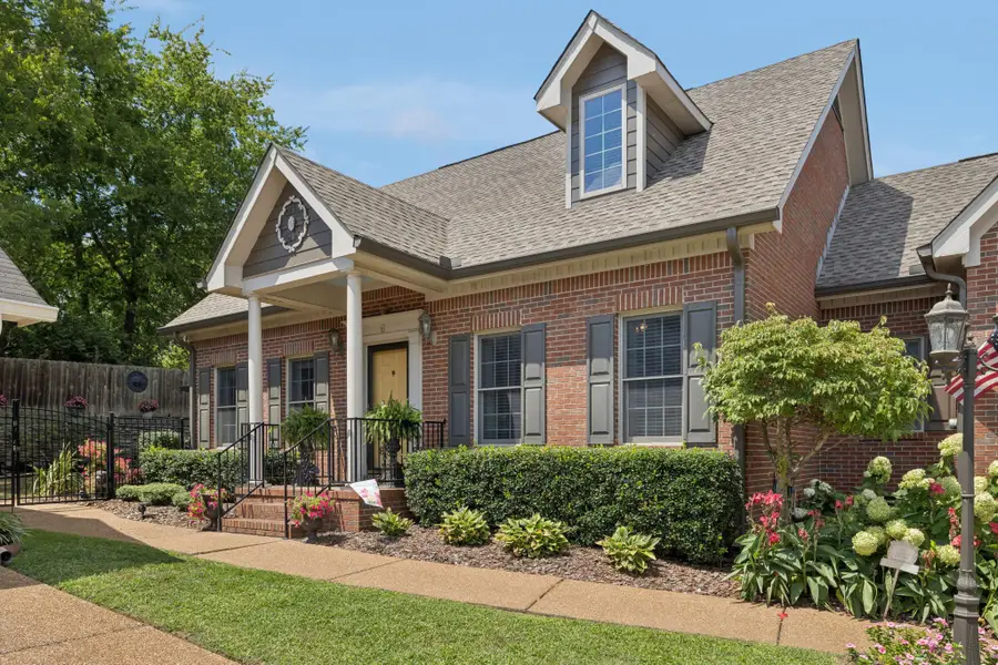 314 W 6th St, Columbia, TN 38401 - #2