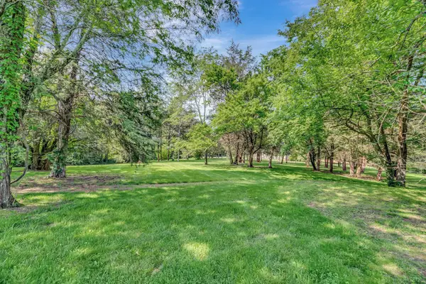 10 Bancroft Pl, Nashville, TN 37215