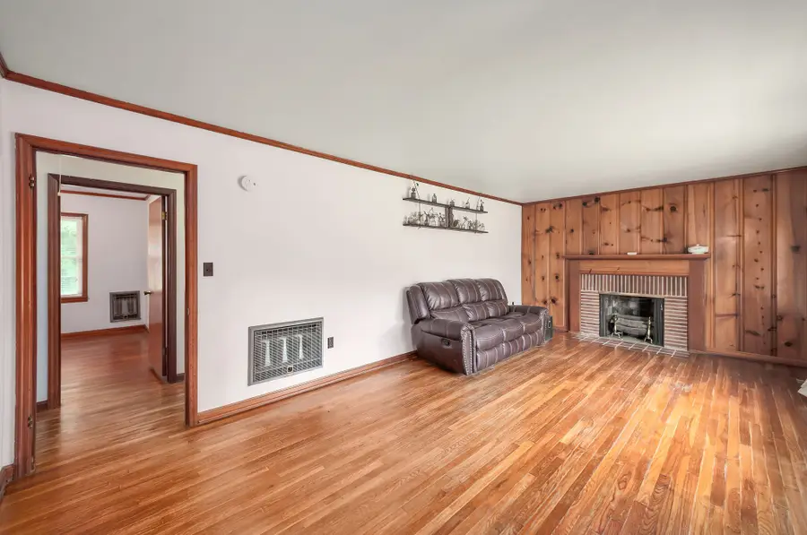 649 Natchez Trace Dr, Lexington, TN 38351 - #3