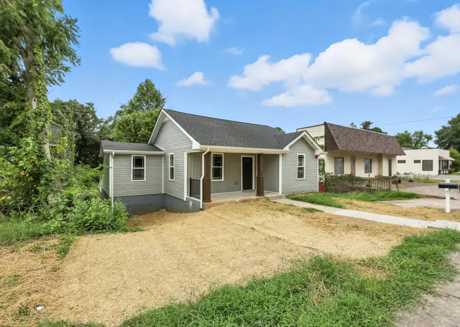 706 Cumberland Dr, Clarksville, TN 37040 - #3