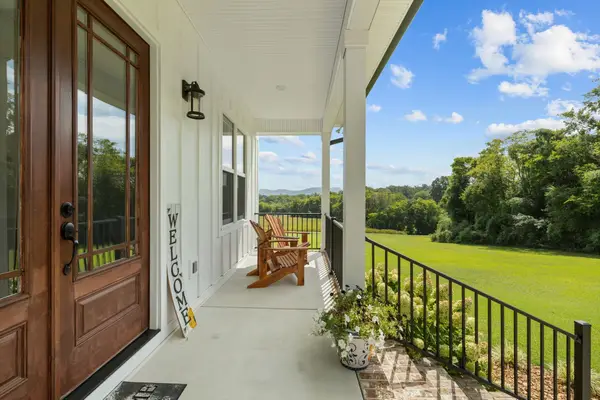 1225 Collins Ln, Huntland, TN 37345