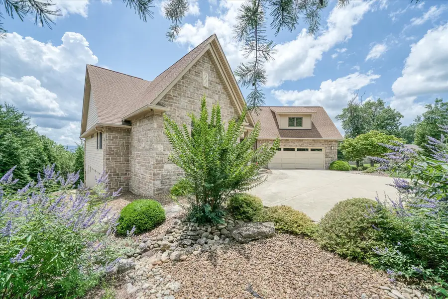 61 Bluff View Ct, Crossville, TN 38558 - Image #3