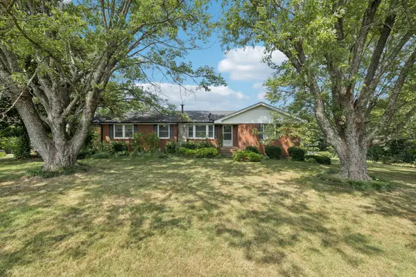526 W Boiling Springs Rd, Portland, TN 37148