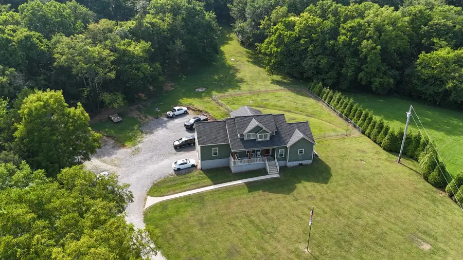 725 Lick Creek Rd, Hartsville, TN 37074 - Image #3