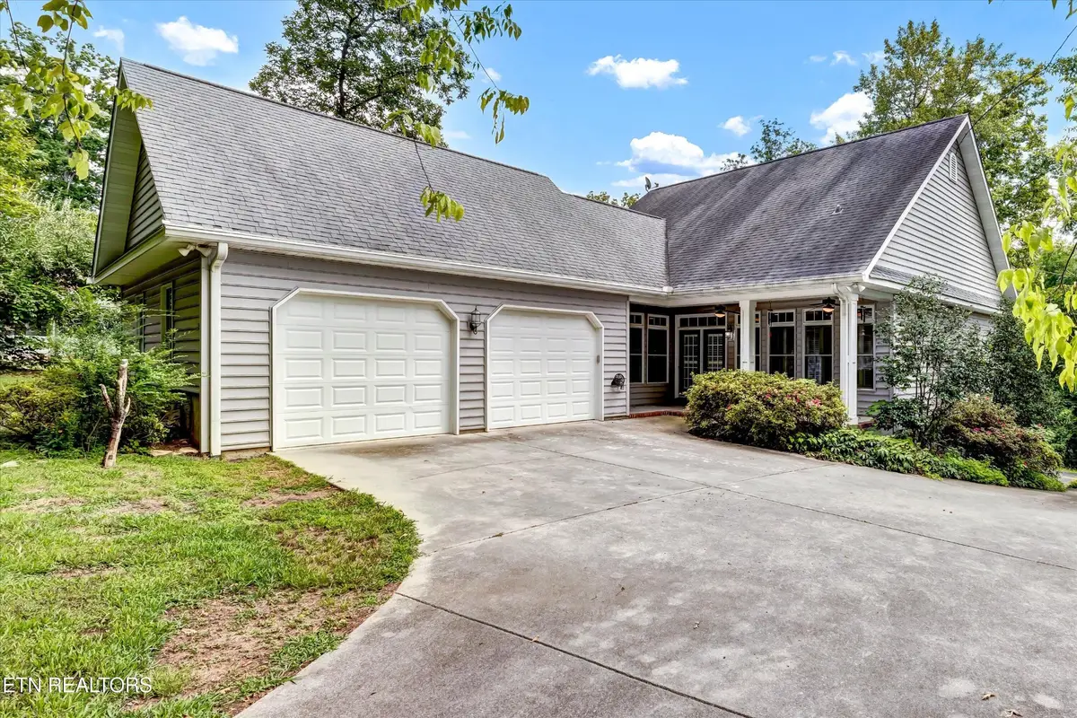 140 Ootsima Way, Loudon, TN 37774 - Image #1