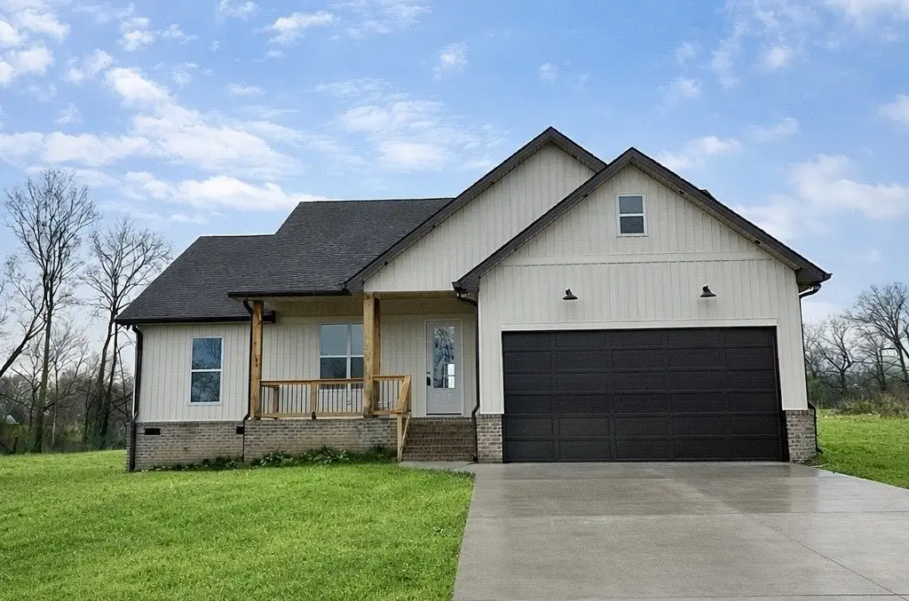 134 Lightfoot Ln, Estill Springs, TN 37330 - #1