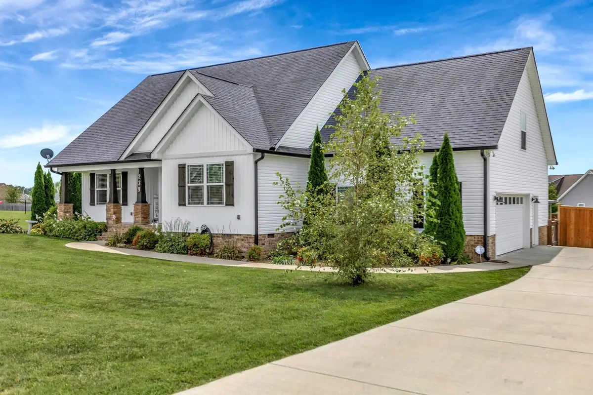 239 Executive Ct, Manchester, TN 37355 - Image #1