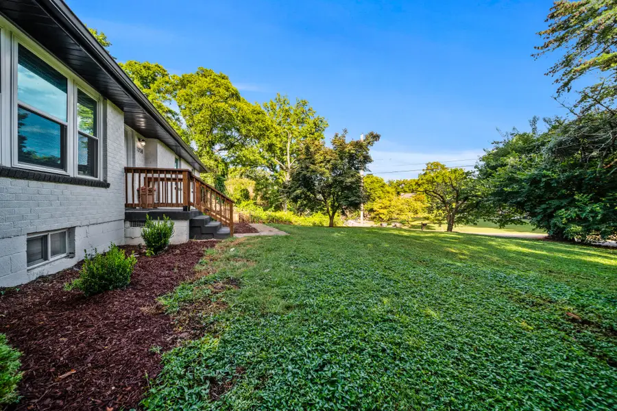 1208 Dempsey Dr, Nashville, TN 37217 - Image #3