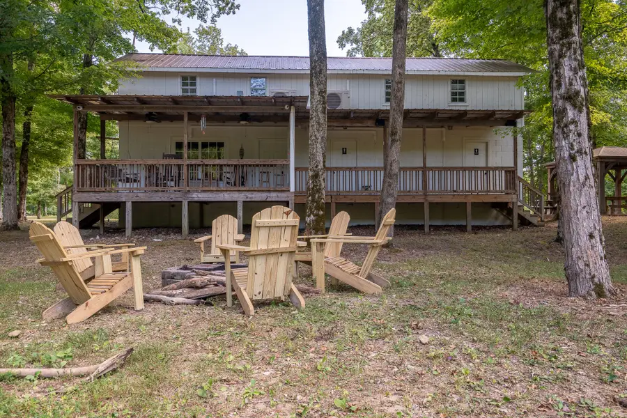 559 Tablerock Rd, Hohenwald, TN 38462 - Image #2