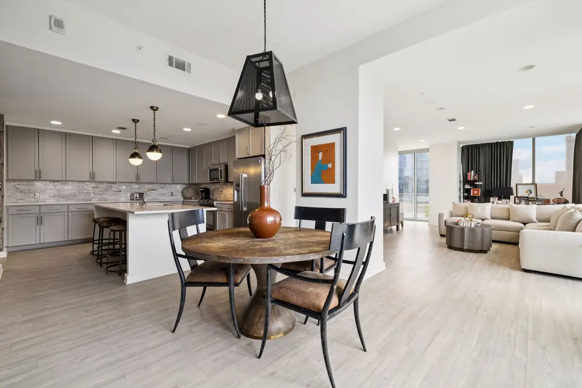 1212 Laurel St #302, Nashville, TN 37203 - Image #1