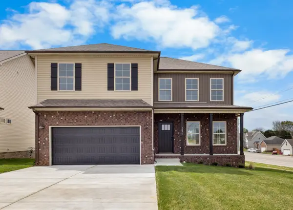 1076 Cherry Blossom Ln, Clarksville, TN 37040