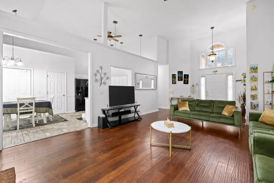 2137 Sargent Daly Drive, Chattanooga, TN 37421 - Image #2