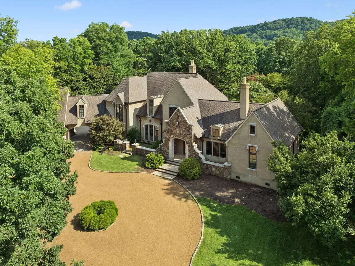 1011 Gateway Ln, Nashville, TN 37220 - Image #1