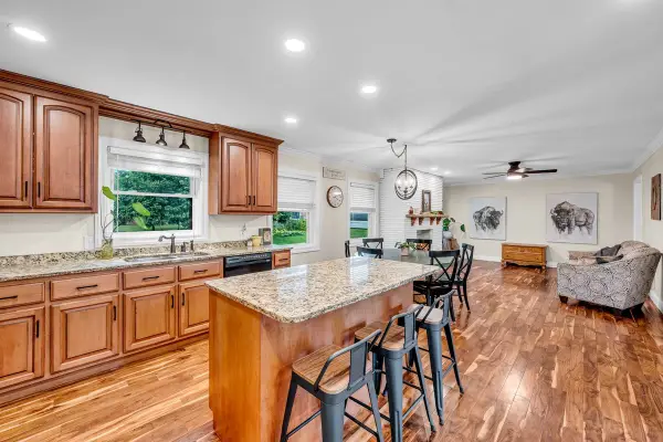 207 E Fort St, Tullahoma, TN 37388