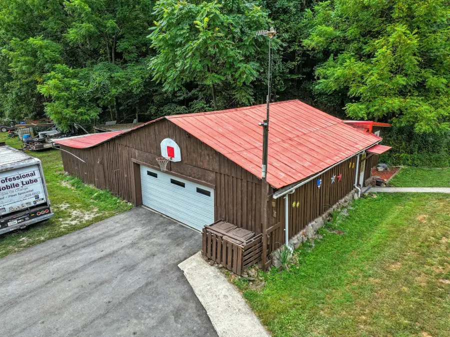 3119 Tyree Springs Rd, Hendersonville, TN 37075 - #3