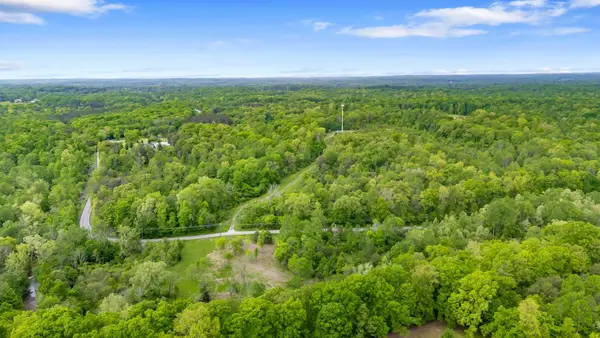 7749 Crow Cut Rd, Fairview, TN 37062