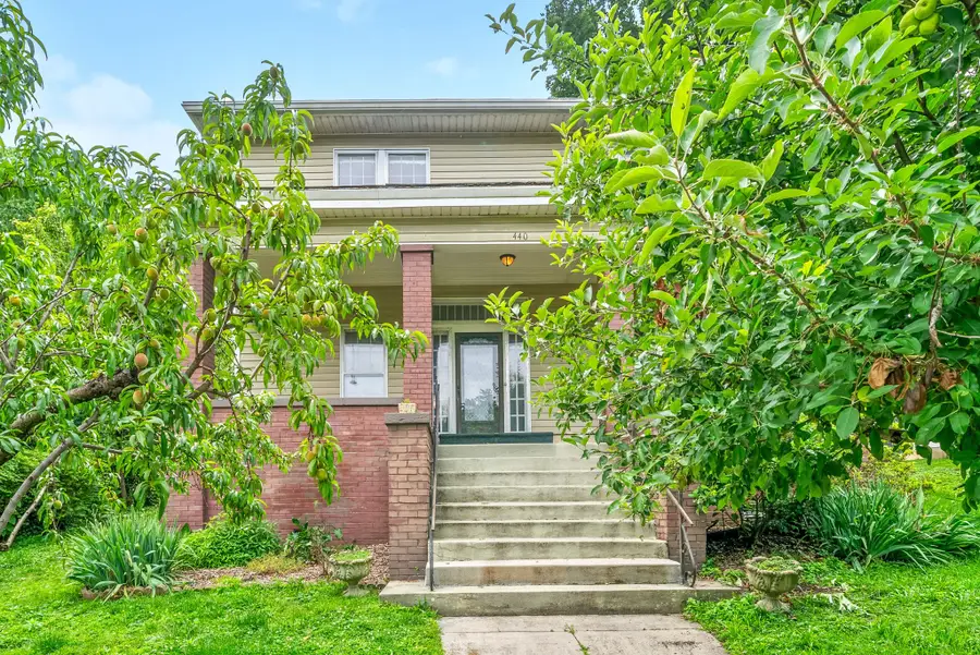 440 N 2nd St, Clarksville, TN 37040 - #3