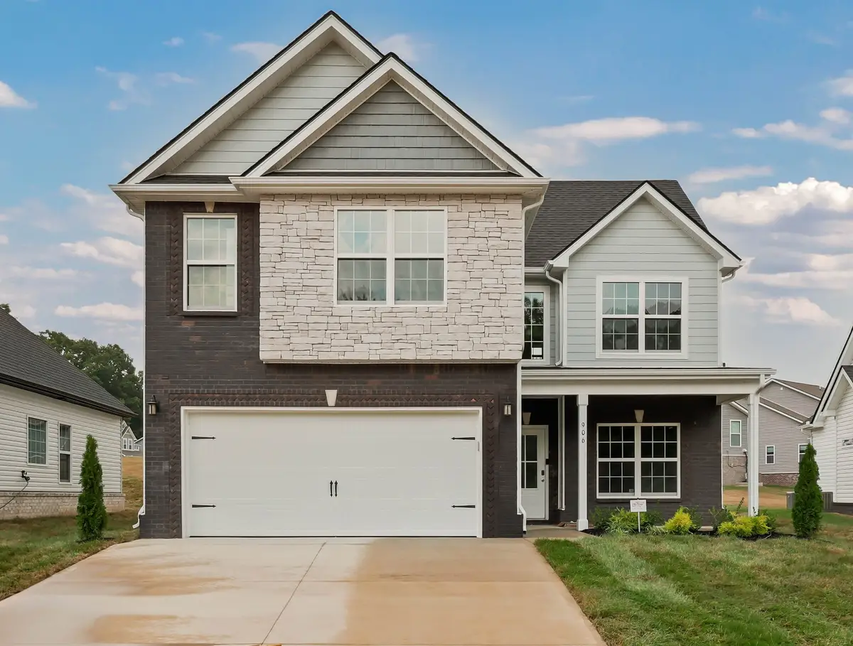 906 Inverness Ln, Clarksville, TN 37043 - #1