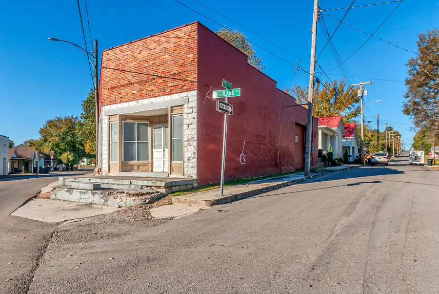 1400 Highland Ave, Columbia, TN 38401 - #2