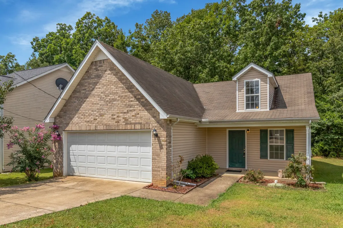 728 Holland Ridge Dr, La Vergne, TN 37086 - Image #1