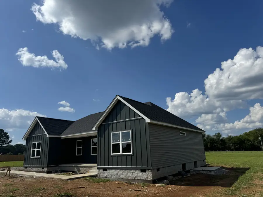 2108 Laws Hill Circle, Lewisburg, TN 37091 - Image #2