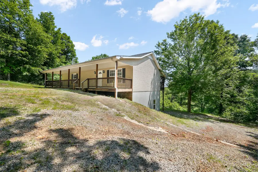 24 Charlsie Ln, Stewart, TN 37175 - #2
