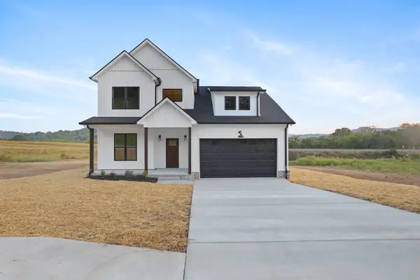 180 Scenic Ln, Hartsville, TN 37074