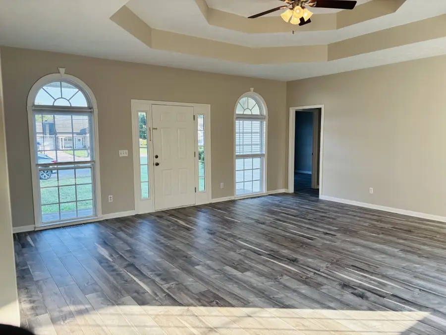 61 Sandstone Ct, McMinnville, TN 37110 - Image #3