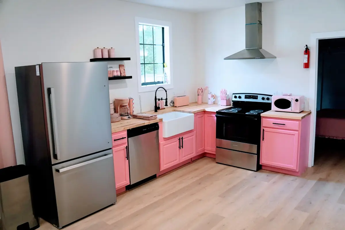 426 W King St, Jackson, TN 38301 - #1