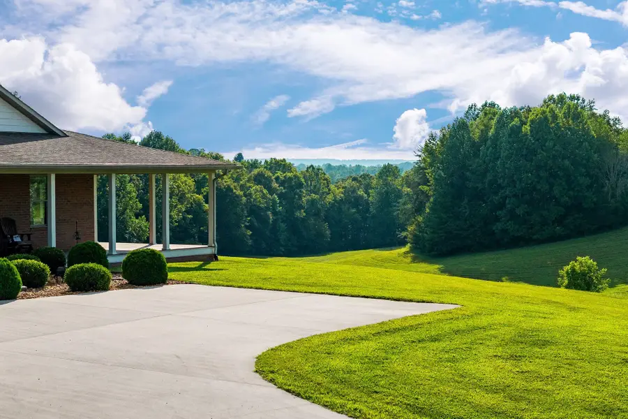 3828 Blue Springs Rd, Sparta, TN 38583 - Image #3