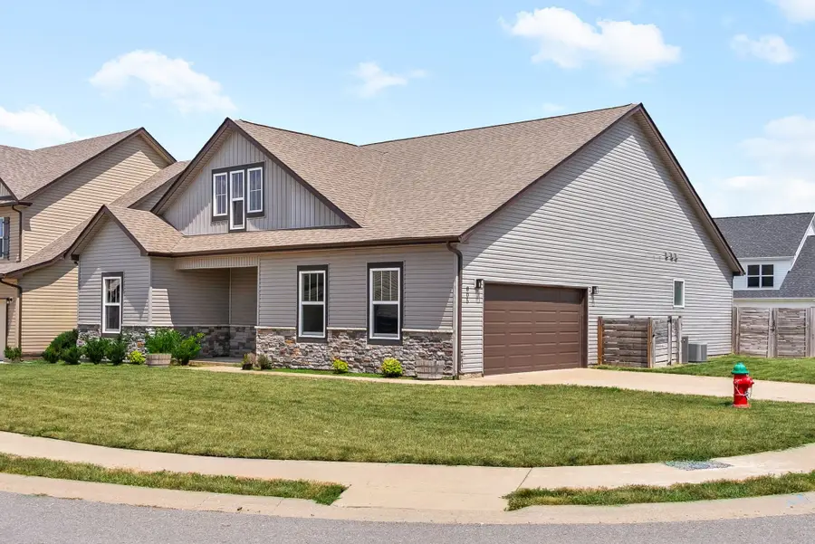 805 Winslow St, Clarksville, TN 37042 - #2