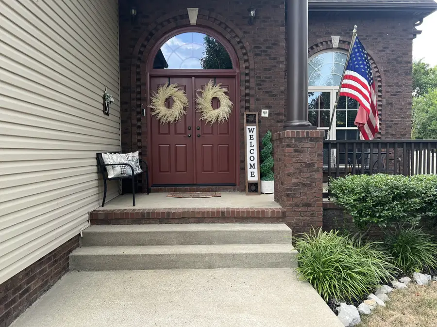 732 Cavalier Dr, Clarksville, TN 37040 - #3