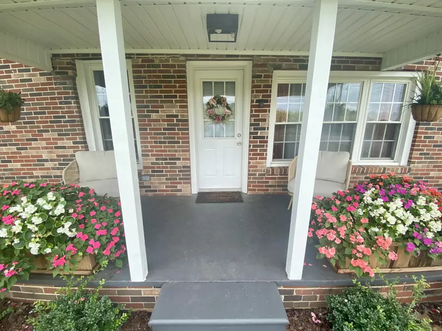 308 Spring St, Loretto, TN 38469 - Image #2