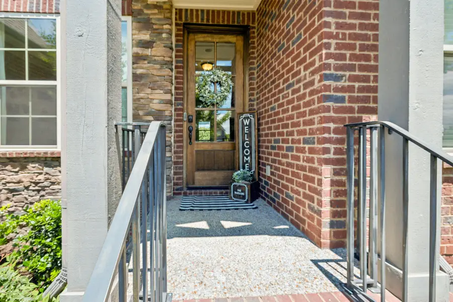 743 Burgess Dr, Goodlettsville, TN 37072 - #2