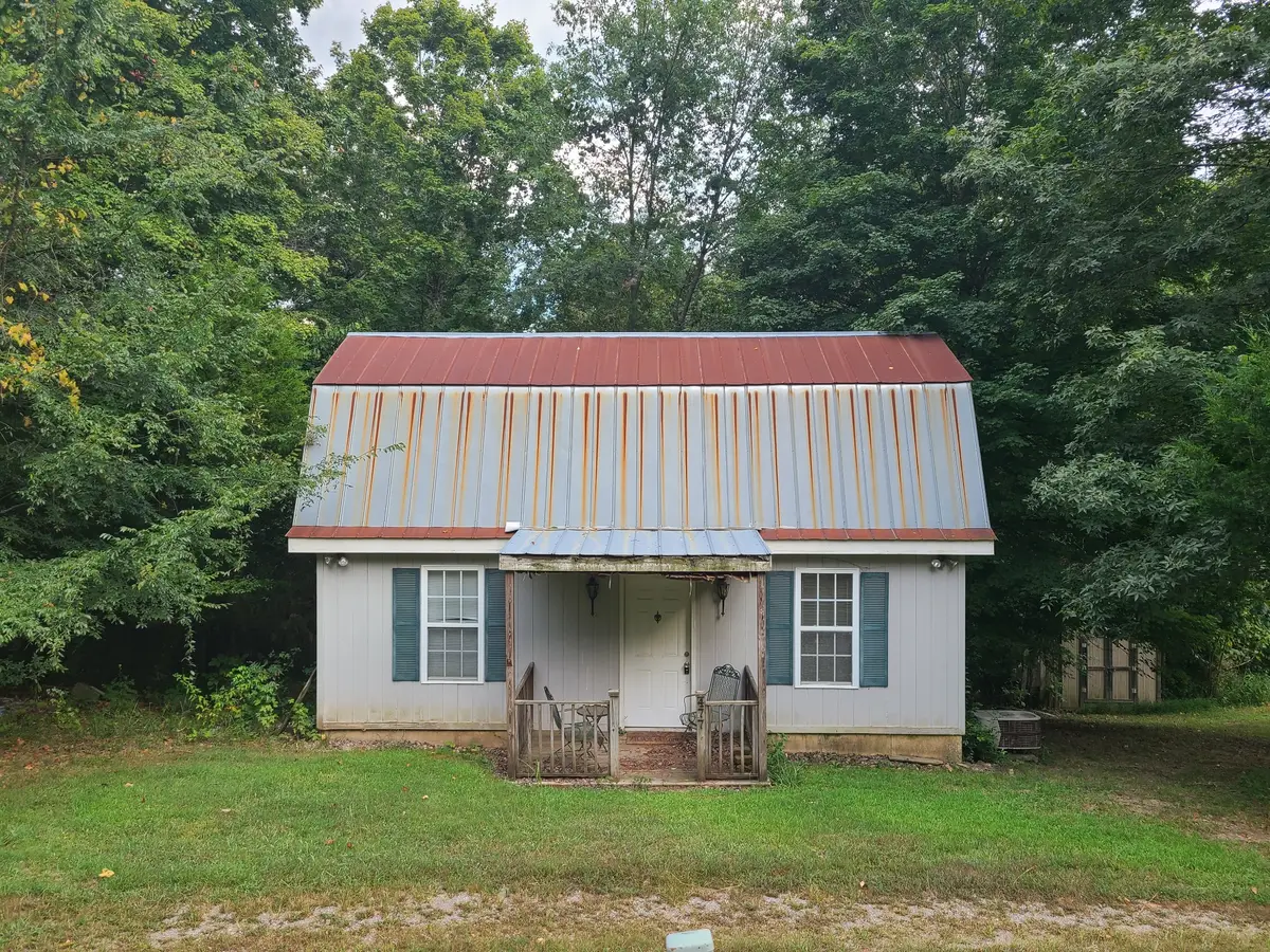 477 Leatherwood Lake Rd, Stewart, TN 37175 - Image #1
